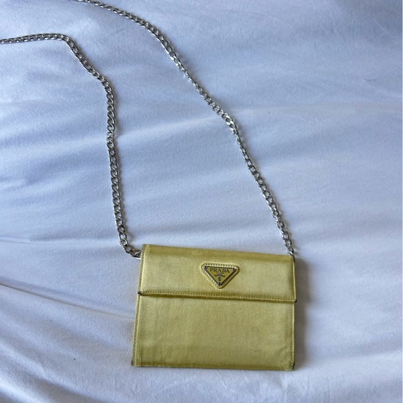 Authentic Prada Women’s Clutch/Wallet/Small shoulder bag with chain - Picture 2 of 8